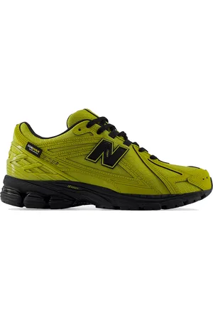 New Balance M1906RWD
