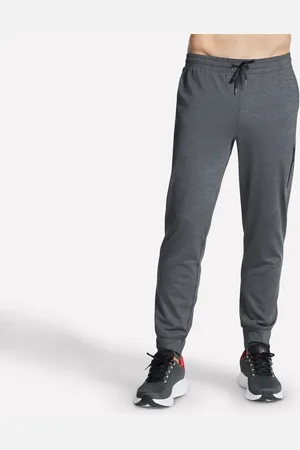 Skechers Muži Skech-Knit Ultra Go Weekend Jogger v Cerná/Sedá Uhlíková
