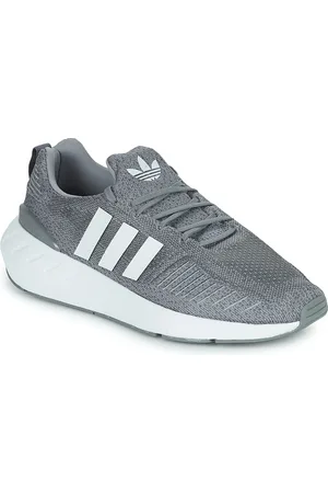 adidas Boty SWIFT RUN 22