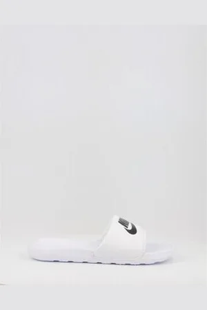 Nike Boty VICTORI ONE CN9675