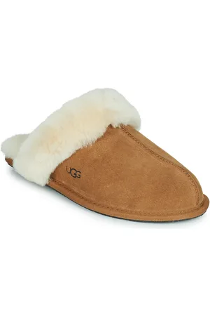 UGG Boty SCUFFETTE II