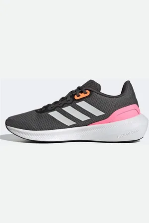 adidas Boty HP7564