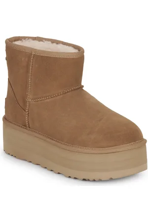 UGG Boty W CLASSIC MINI PLATFORM