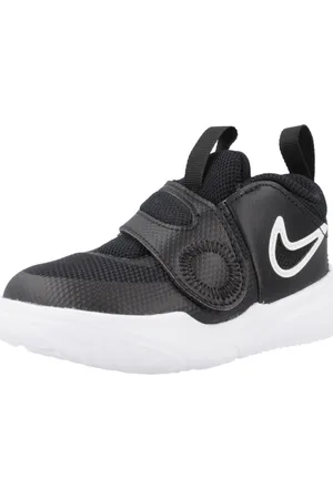 Nike Boty TEAM HUSTLE D 11