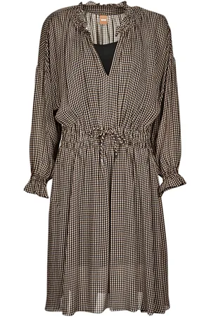 HUGO BOSS Textil Daratena_1