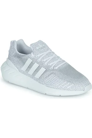 adidas Boty SWIFT RUN 22