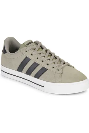 adidas Boty DAILY 4.0