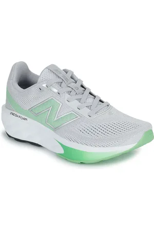 New Balance Boty 520