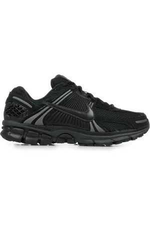 Nike Boty Zoom Vomero 5