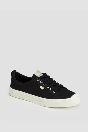CARIUMA Pánské Sportovní Boty Oca Low Black Canvas