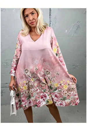 Star Style Elegantné kvetované šaty EMMA