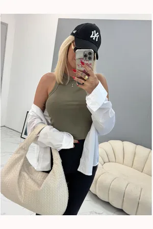 Star Style Vrúbkovaný zelený top TORA