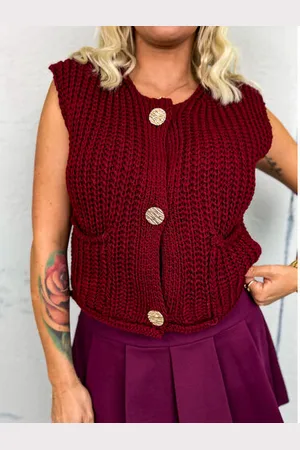 Star Style Chunky vesta so zlatými gombíkmi MERINA+