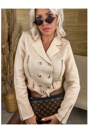 Star Style Elegantný kabát zdobený striebornými gombíkmi COLETTE+