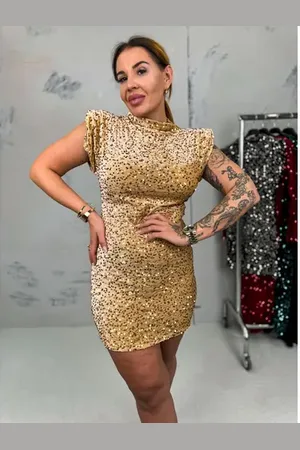 Star Style Velvet šaty zdobené flitrami AMBERLY+