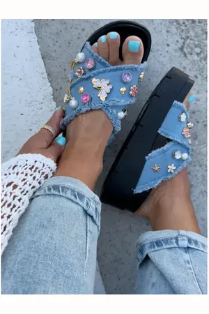 Star Style Denim šľapky zdobené kamienkami COLLINS