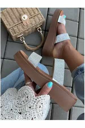 Star Style Šľapky zdobené kamienkami MANUELA