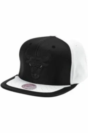 Mitchell & Ness NBA Day One Snapback Bulls White/Black