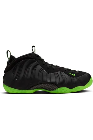 Nike Air Foamposite One "Black Volt"