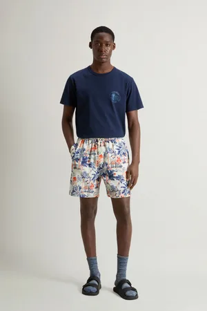 Woolrich Šortky printed rayon shorts white hawaiian