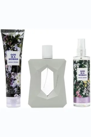 Ariana Grande God Is A Woman - EDP 100 ml + tělový krém 100 ml + tělový závoj 118 ml