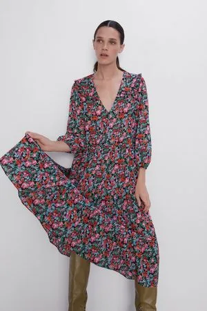 Zara šaty s květinovým potiskem