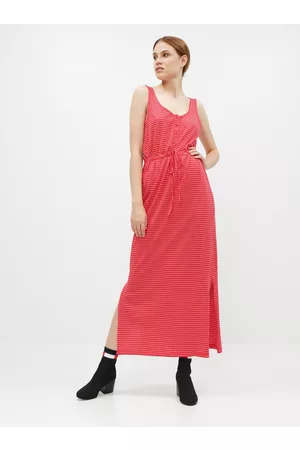 VERO MODA Červené pruhované basic maxišaty s knoflíky a rozparky Daina