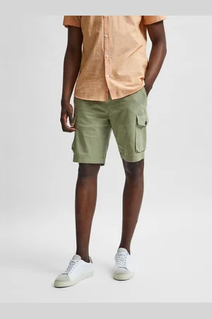 SELECTED Světle zelené kraťasy s kapsami Homme Marcos