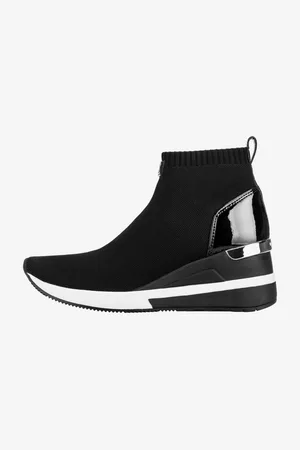 Michael Kors Černé dámské kotníkové boty na klínku Skyler
