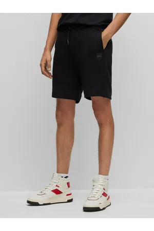 HUGO BOSS Černé pánské kraťasy Hugo