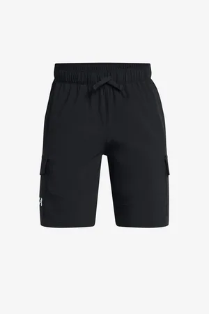 Under Armour Černé klučičí sportovní kraťasy UA Pennant Woven Cargo Short