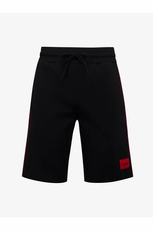HUGO BOSS Černé pánské teplákové kraťasy