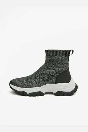 Guess Šedé dámské kotníkové slip on tenisky Nollen
