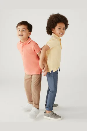 Marks & Spencer Sada dvou klučičích kalhot v modré a hnědé barvě